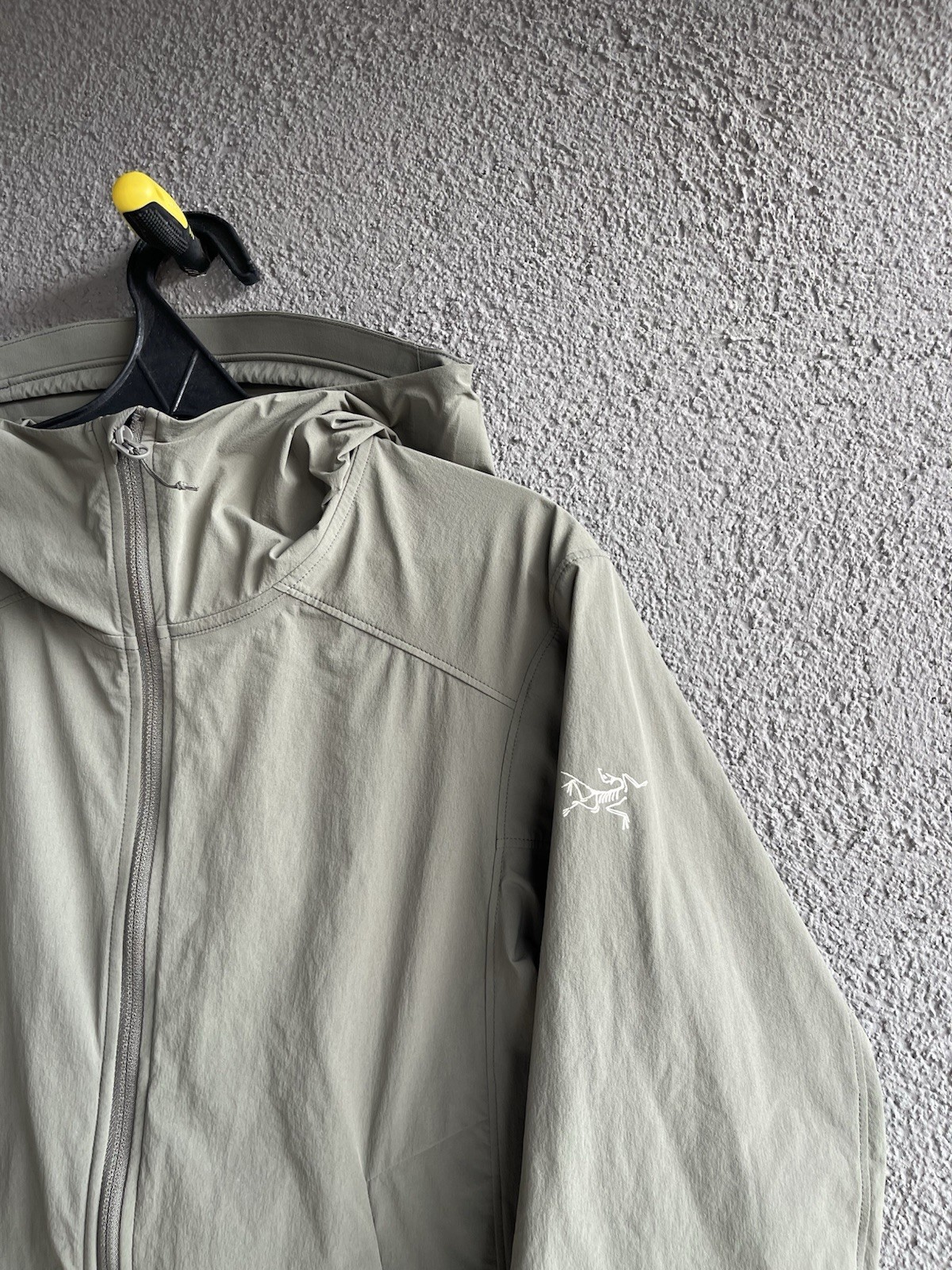 arc'teryx giacca donna gamma leggera con cappuccio taglia Xs