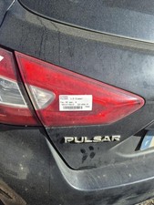 Feu arrière Nissan Pulsar