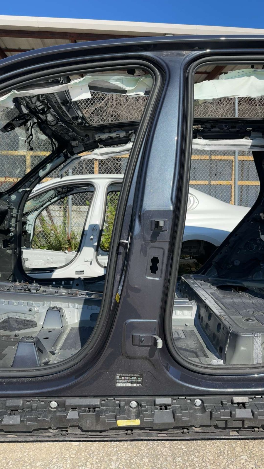 2019-2023 Bmw X5 Left B-pillar body Artic Gray C27 Oem 41007955043 / 41007955029