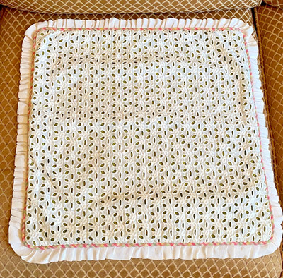 EASTERN ACCENTS Luxury PAIGE Sweet Dreams 18'' Eyelet & Green Pillow Cover