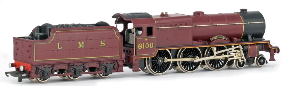 Vintage WRENN OO/HO W2260 4-6-0 ROYAL SCOT LMS MAROON #6100 - Image 3 of 4