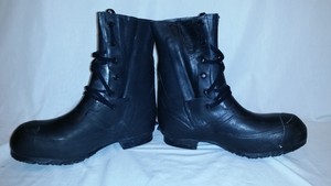 arctic mickey mouse boots