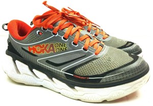 hoka one one conquest 3 m