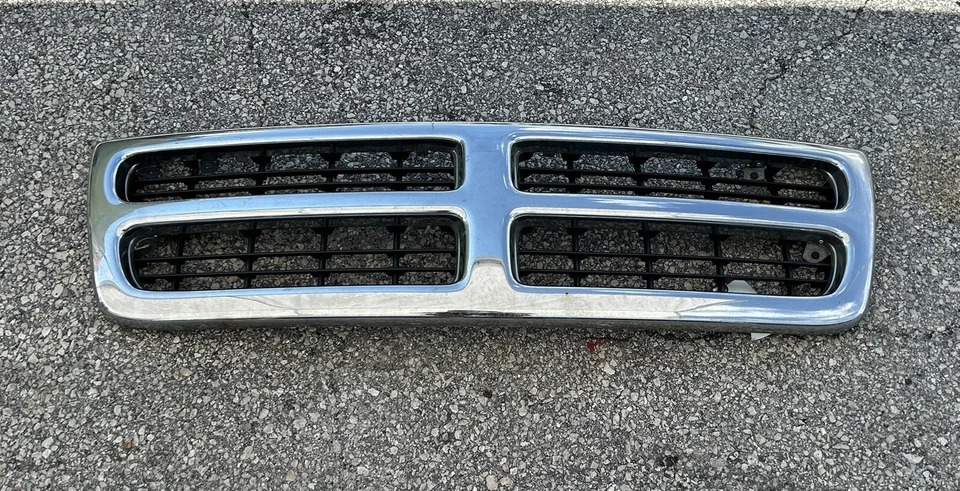 Dodge Ram 1500 1998-2003 furgoneta parrilla delantera cromada original OEM Foto 2 de 4