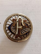 Ancien insigne Émaillé Du Touring Club De France Cycliste Et Automobile 