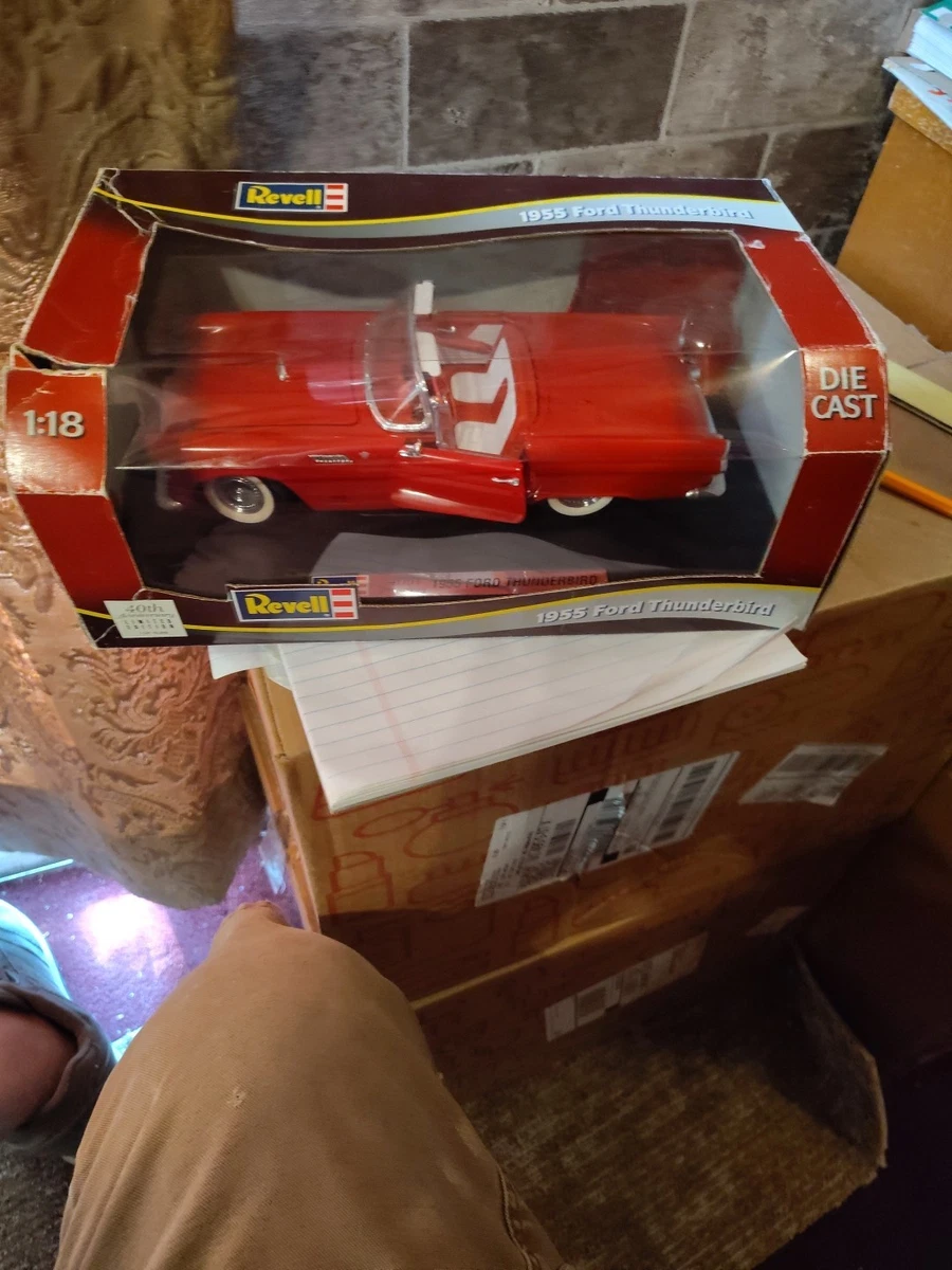Revell 1:18 Scale Vintage Manufacture Diecast Cars, Trucks & Vans