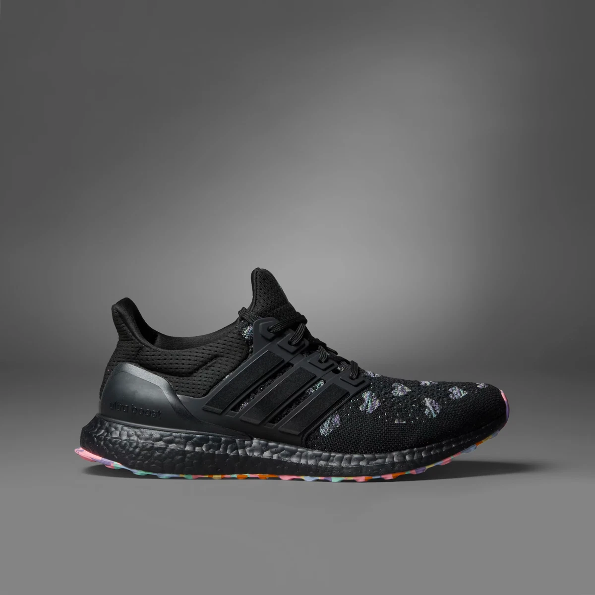 Las mejores ofertas en Zapatillas deportivas Adidas UltraBoost Negro para  Mujeres | eBay