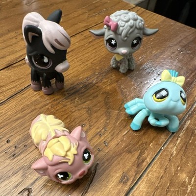 Hasbro Littlest Pet Shop Skunk Lamb Spider Figures Ages 4-7 Years Toy