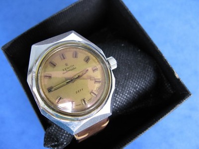 ZENITH DEFY Automatic-Yellow Glass-RARE MODEL