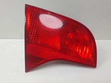 AUDI A4 Avant 8D5, B5 Heckklappenleuchte links 8E9945093 1.90 Diesel 31249872