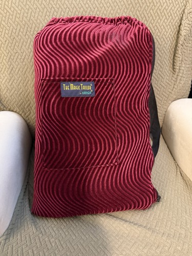 The Magic Tailor by KRIKOR Padded Carry Glass Protector Carryover 18x13
