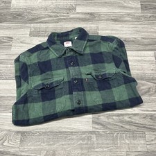 LEVI  S Men  s Green Long Sleeve Standard Button Down Size Small Regular