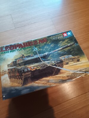 Leopard 2A6 Main Battle Tank 1/35 scale 35271 Tamiya model kit