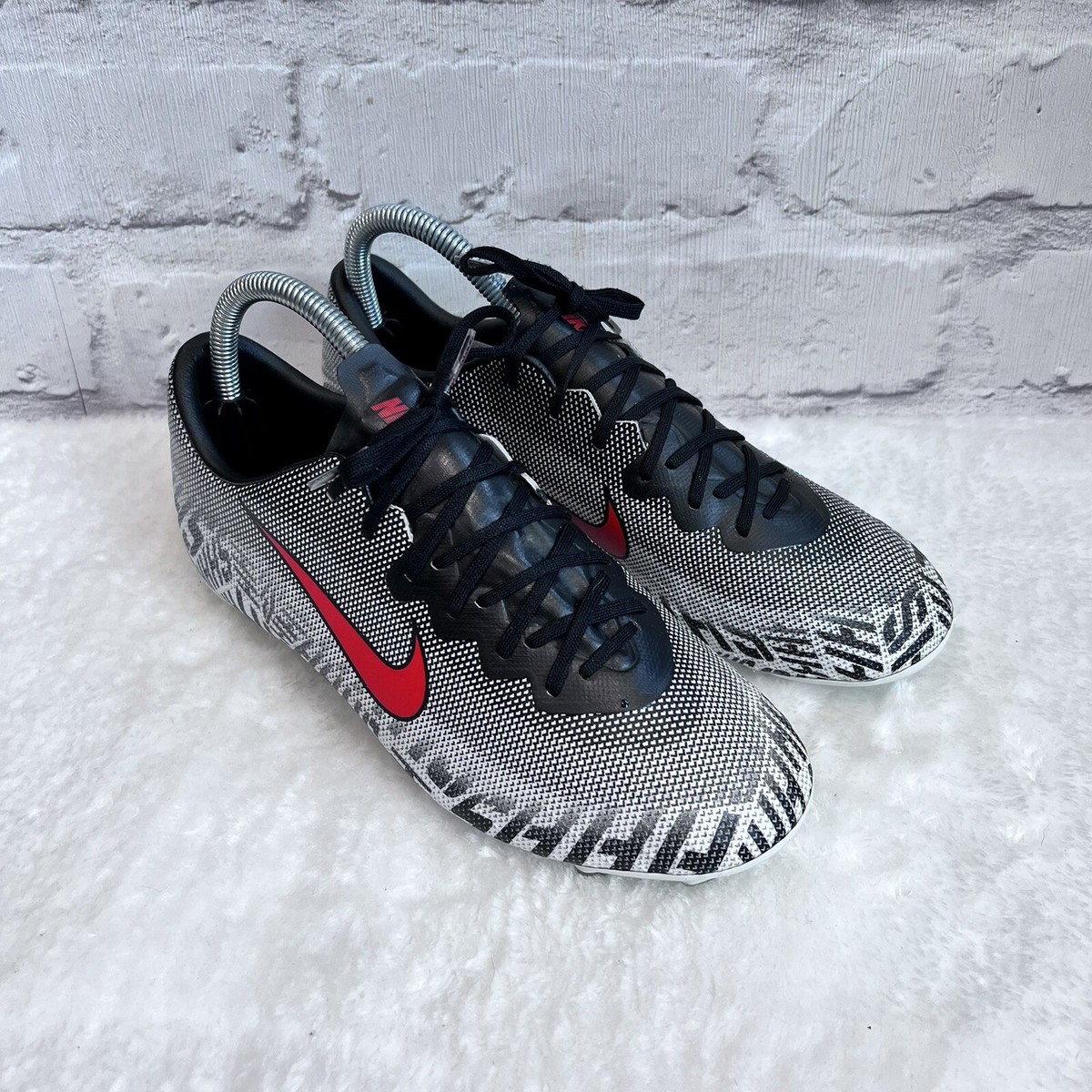 Nike JR VAPOR 12 ELITE Size Uk Neymar Jr FG Excellent