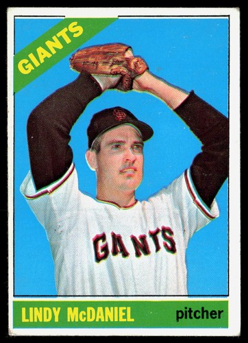 Lindy McDaniel 1966 Topps #496 VG No Crease