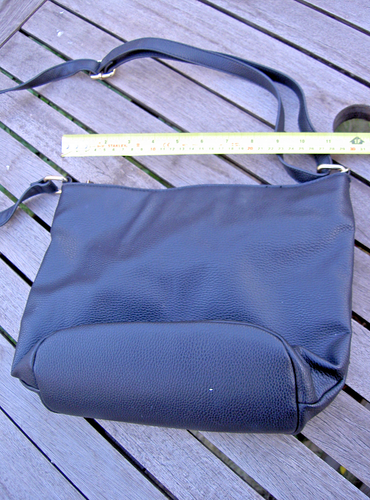 F&F HANDBAG BLACK FAUX LEATHER VEGAN - Picture 2 of 3