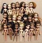 Bratz Lil’ Bratz Lot Of 61, Lot Of 33 Pair Of Shoes And Many Pieces Of Clothes — photo 2