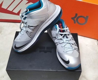 Nike Air Max LeBron 10 Low - Akron Aeros Gr. 9,5