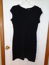 BANANA REPUBLIC SIMPLE DRESS CAP SLEEVE BACK ZIP 2 PLEAT WAIST SEAM SCOOP EUC 12