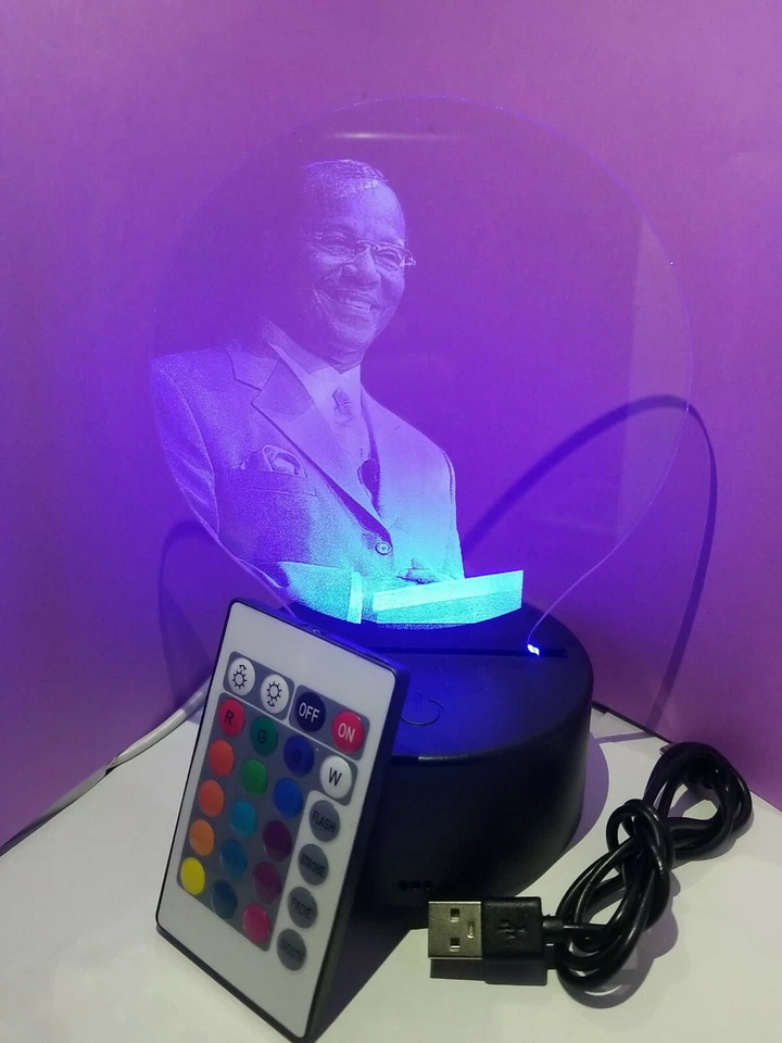 Minister Farrakhan 3D Photo Lamp Farrakhan Acrylic Plate RGB 7 Color Light - Image 2 of 4
