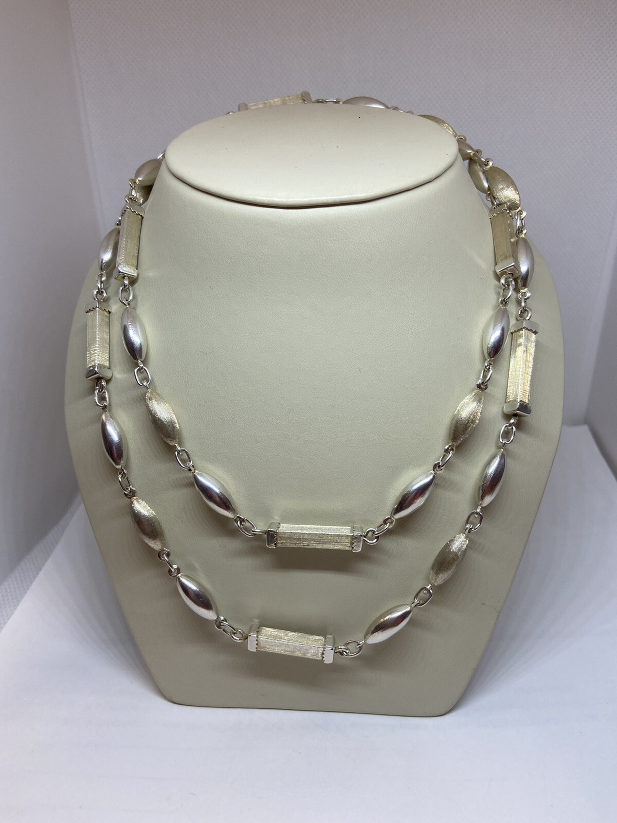 Solid sterling silver oval pea pod rectangle link… - image 2