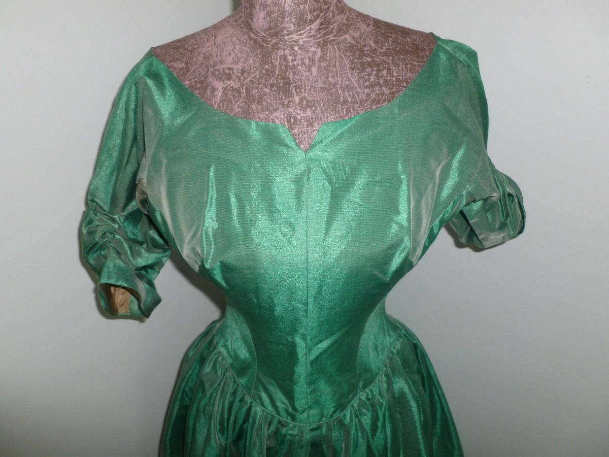 Darling Vintage Dress 1950s-Party Dress Shimmery Emerald Green