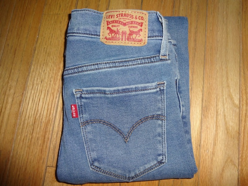 Levi's 720 High Rise Super Skinny 24 Women's Blue Jeans 24x30 Blue Denim