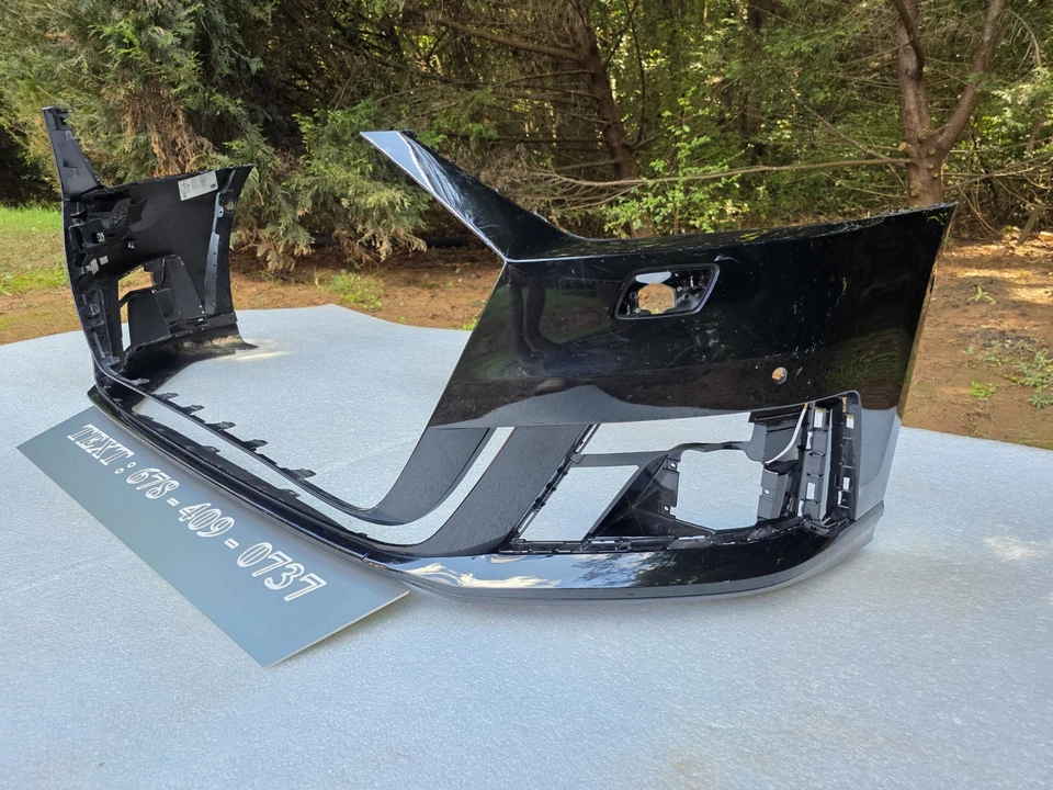 Audi S8 2019 2020 cubierta de parachoques delantero OEM 4N0807437 sin envío Foto 3 de 4