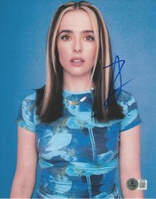 ZOEY DEUTCH SIGNED 8x10 PHOTO 4 MODEL & ACTRESS AUTOGRAPH BECKETT BAS COA