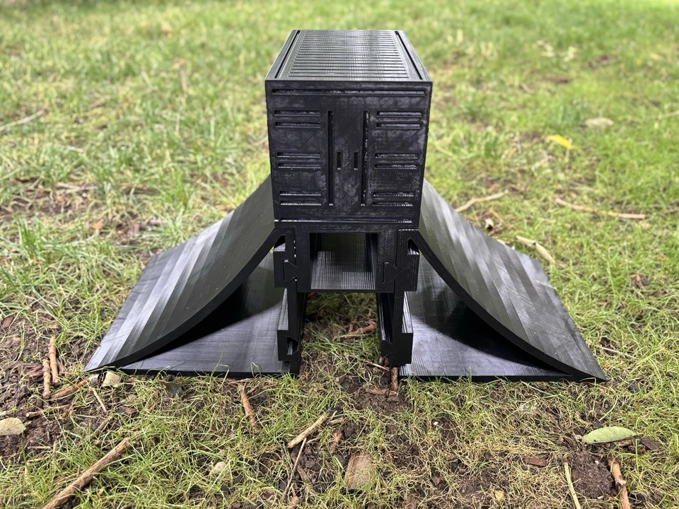 Rc Car Modular Backflip/Ramp - Stunts - Tracks - Lmt Mini - Monster Trucks - Image 2 of 4