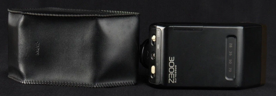 Canon Speedlite 300EZ Dedicated AF Flash Unit - Near Mint in Case - Image 3 of 4