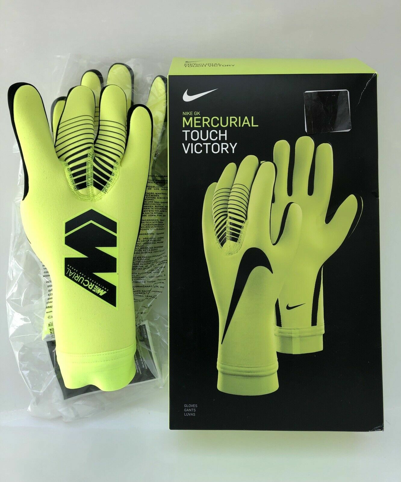 nike goalkeeper gloves size 6