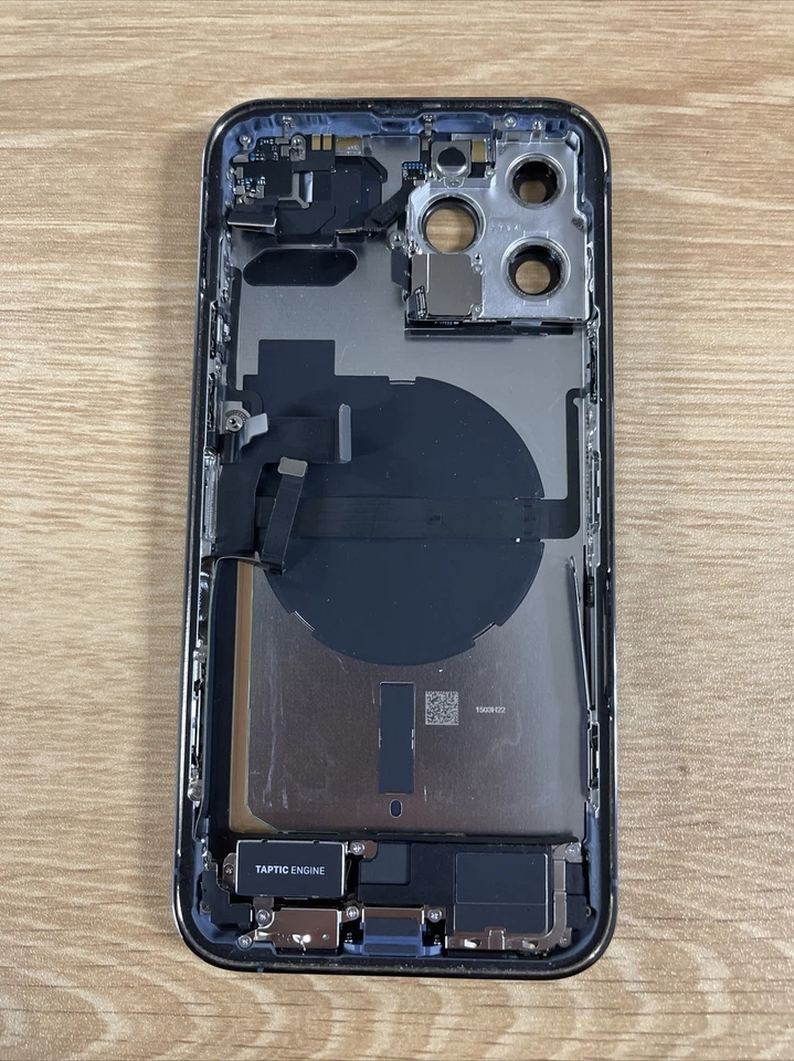 Carcasa trasera iPhone 13 Pro Max repuesto azul sierra con piezas pequeñas grado AB Foto 3 de 4