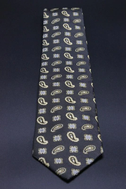 Corbata de seda XMI Nordstrom. Carbón oscuro con cachemira marrón. Foto 2 de 4