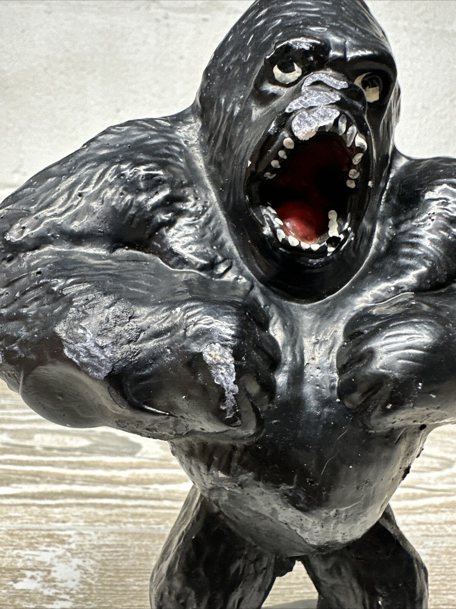 Vintage King Kong Chalkware Bank Figurine Gorilla Bank Vintage King Kong Chalkware Bank Figurine Gorilla Bank