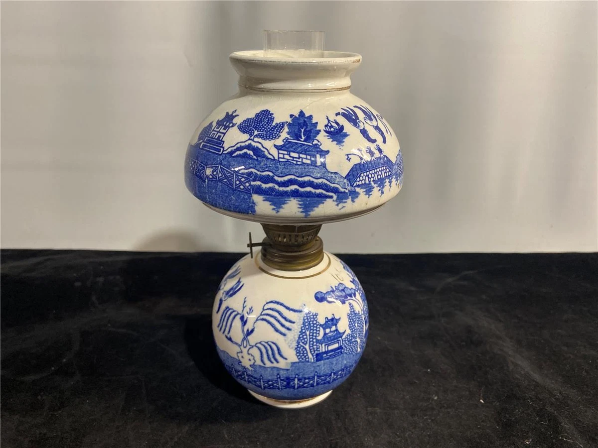 Blue willow lamp deals