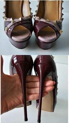 【未使用】VALENTINO ウェッジソール ワインレッド Valentino Wine Red Patent Leather Rockstud Peep Toe Platform