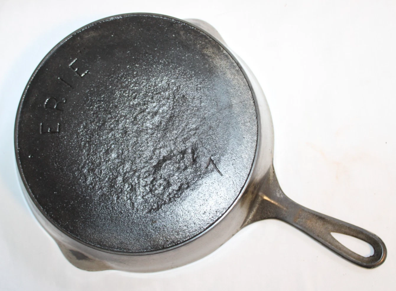 Vintage "ERIE" 7 Cast Iron Skillet w/Heat Ring Bottom Pre-Griswold