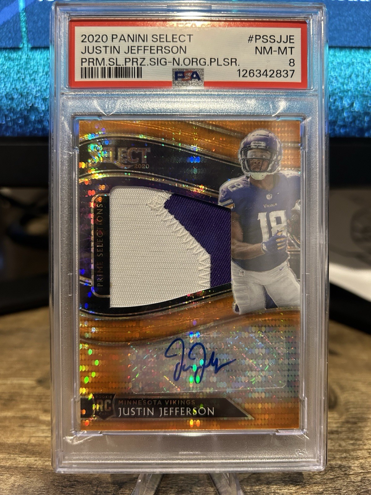 Justin Jefferson Panini Select Prime Selections Prizm Signatures #PSSJJE Neon Orange Pulsar