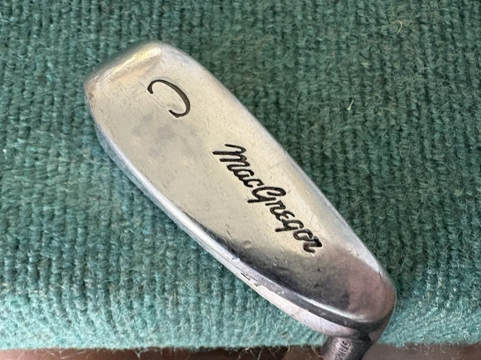 Astilladora MacGregor Grass-N-Sand System 27* - derecha, 36”, eje de acero con agarre original Foto 2 de 4