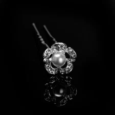 One Rhinestone Flower With Center Pearl (imitation) Bridal Wedding Hair Pin 