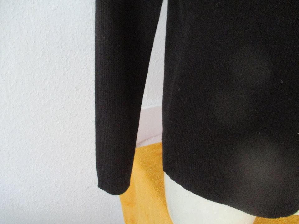 NEU schwarze Strickjacke Gr. L / 40 - 42 MAX STUDIO schwarz Kragen Knöpfe Fein - Bild 3 von 4