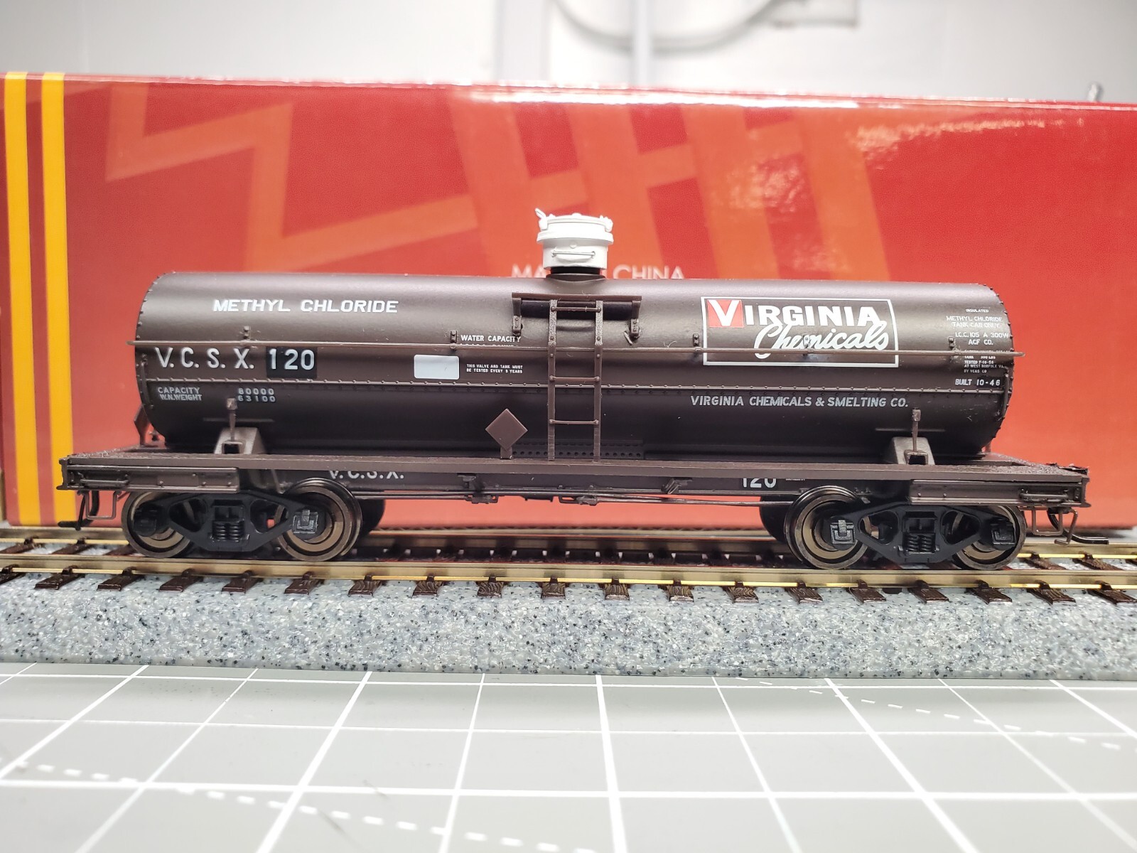 HO Scale Broadway Limited 1950's 6000 Gallon Tank Car Virginia