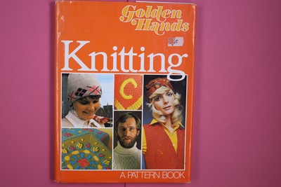 207557 KNITTING A Golden Hands Pattern Book HC