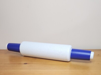 Clean! EUC TUPPERWARE ROLLING PIN Fill N CHILL 16'' Easy to Roll Speckled Blue