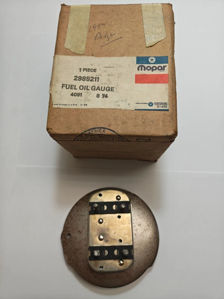 Plymouth Dodge B-Body Rallye 1971-1974 tablero medidor de combustible 2985211 nuevo de lote original Foto 4 de 4