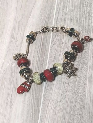 Christmas Theme Snake Chain Women's Bracelet 9'' Long W/ 15 Charms Beads Red