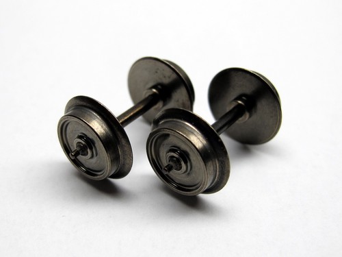 Märklin E36667900 Radsatz H0 AC Wechselstrom Zapfenlager (2 Stück)