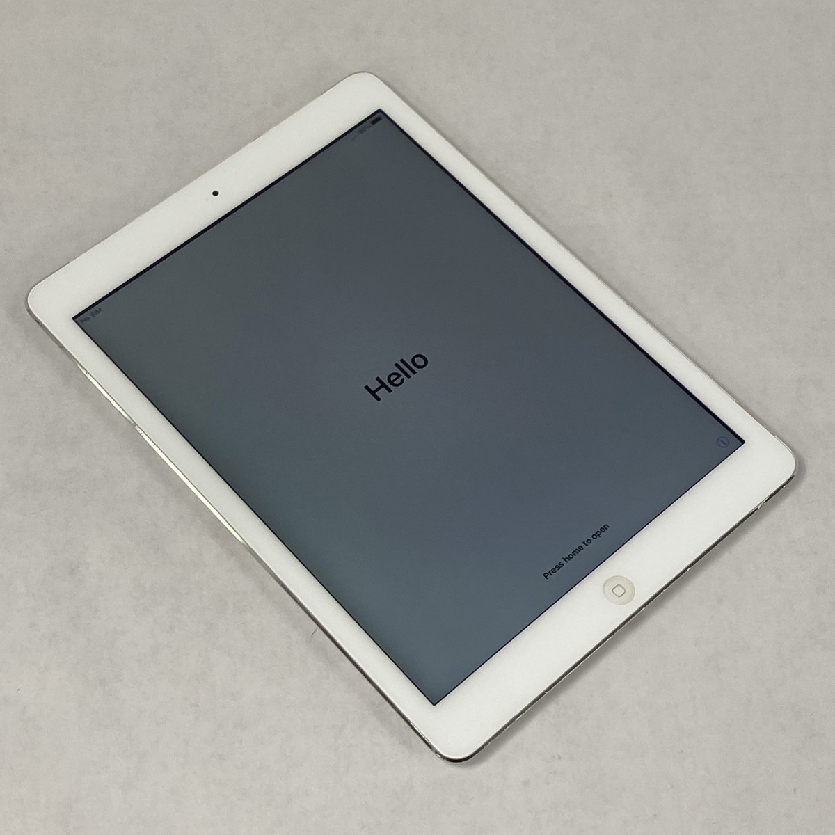 Apple iPad Air 第1世代スペースグレイ16GB A1475 Apple iPad Air 1st Gen A1475 16GB Unlocked Wi-Fi 9.7