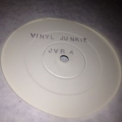 Vinyl Junkie Feat. Martina (7) / Sy & Unknown - Anyone / Top Tune (Vinyl...